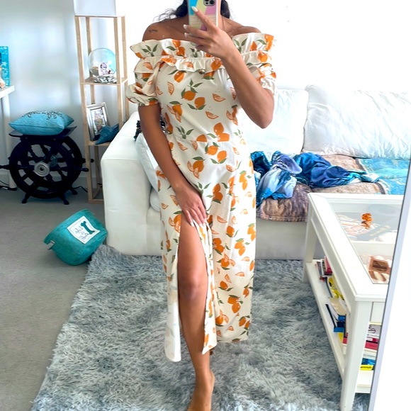 Beautiful lemon dress - Picture 1 of 3